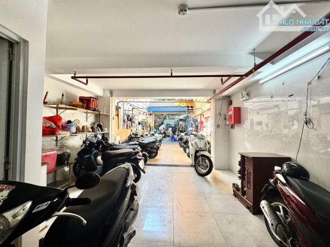 NHÀ GÓC 2 MẶT TIỀN - 4 TẦNG ( DT: 226M2 ) PHƯỜNG 12 , BÌNH THẠNH - 9