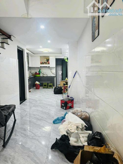 NHÀ 2,5 TẦNG MẶT TIỀN NGUYỄN PHƯỚC NGUYÊN GIÁ NHƯ NHÀ KIỆT - 9