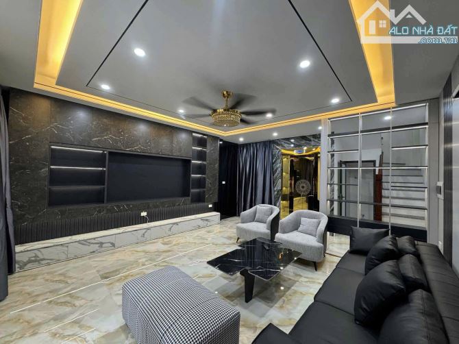 @&&&& NHÀ MỚI NGUYỄN VĂN CỪ – GIA THUỴ – FULL NỘI THẤT 🔸 THANG MÁY XỊN 60m mt5m - 9