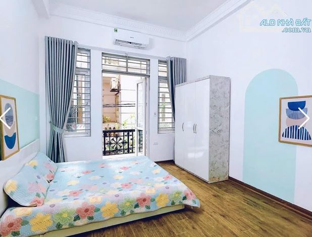 Bán biệt thự hướng Đông Nam, đường Cầu Giấy, quận Cầu Giấy, Hà Nội, 42,5 tỷ, 133m2, 7PN, S - 9