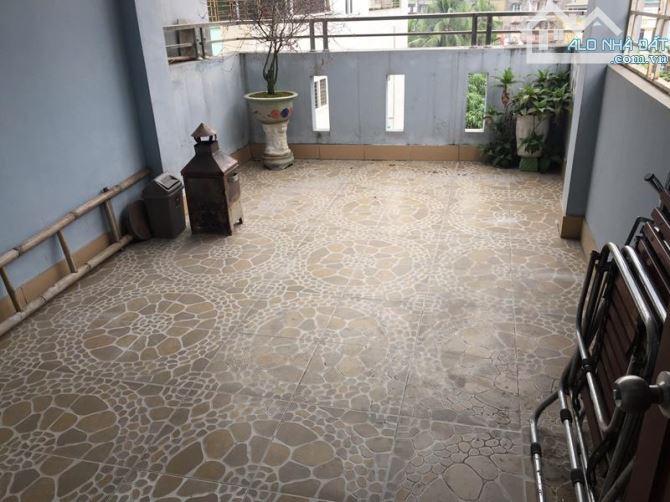 Cho thuê nhà riêng 6 tầng mặt phố Trần Hữu Tước, gần Hồ Đắc Di - 9