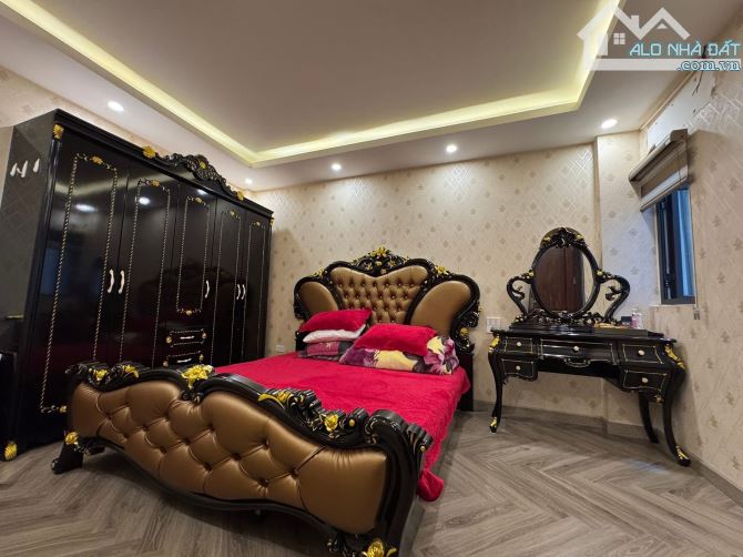 BÁN NHÀ PHÂN LÔ PHỐ NGÔ THÌ SỸ VẠN PHÚC HÀ ĐÔNG 45M² 6T THANG MÁY NHỈNH 11 TỶ - 9
