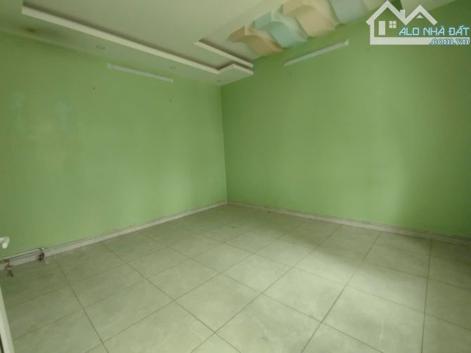 Cho thuê nhà mặt tiền đường Trương Định, phù hợp kinh doanh - 9