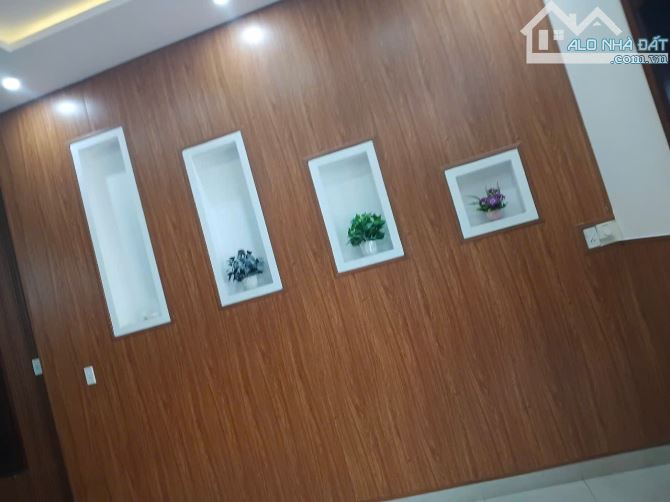 CẦN BÁN NHÀ TẠI SỐ NHÀ 31 NGUYỄN QUÝ ĐỨC. - 9
