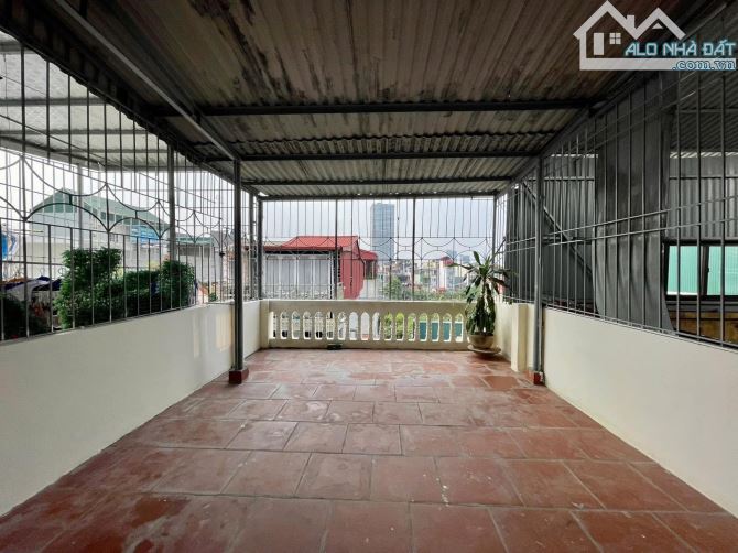 NGÔ QUYỀN VẠN PHÚC HÀ ĐÔNG NHÀ PHÂN LÔ Ô TÔ ĐỖ CỬA KINH DOANH ĐẸP 42m 9 TỶ - 9