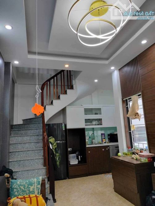 NHÀ ĐẸP CÓ SÂN RỘNG 5 TẦNG 3 NGỦ MARTER FULL NỘI THẤT SANG SỊN_QUANG LÃM-PHÚ LÃM 5,3 TỶ - 9