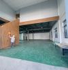 Cho thuê nhà xưởng 600m2 hẻm tải nền epoxy