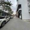 Bán nhà trung tâm Hoàng Mai_60m2_hơn 14 tỉ_ô tô vào nhà_ngõ thông_full nội thất_ở sướng