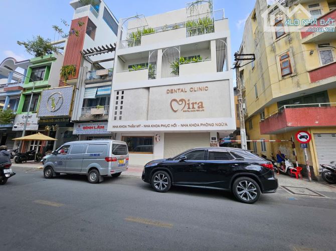 2MTKD  Vip Nguyễn Ngọc Phương P19 Bình Thạnh - 10.5x20m - 5Tầng HĐT 100tr/th Gía: 38 Tỷ
