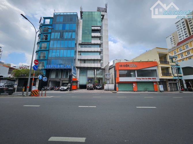 Bán Nhà 2 Mặt Tiền Nguyễn Đình Chiểu Q1- 13*20m -Đất -GPXD : Hầm 8Tầng- Gía: 110 Tỷ