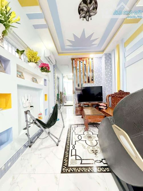 Nhà mới 4 tầng 4PN 62m2 đường Hồ Học Lãm chỉ 5.3 tỷ
