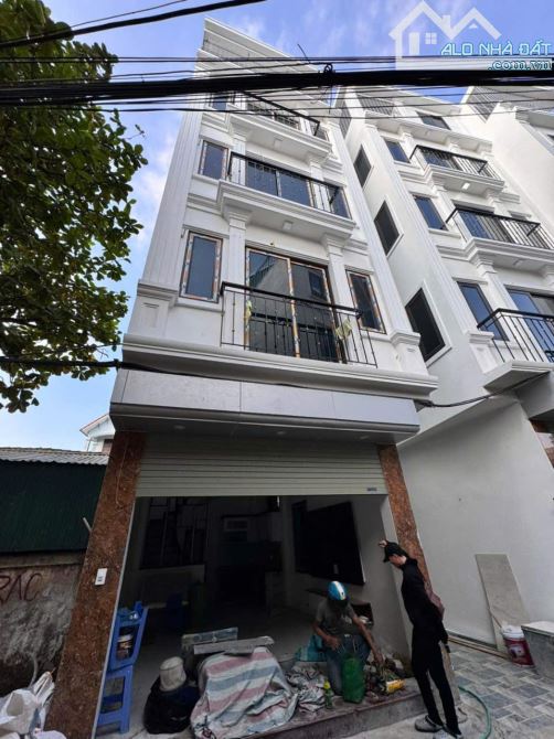Bán nhà An Khánh, Hà Nội 32M 5 Tầng, 3 ngủ, ngõ 3,3m, ô tô đỗ gần giá 4.15 tỷ
