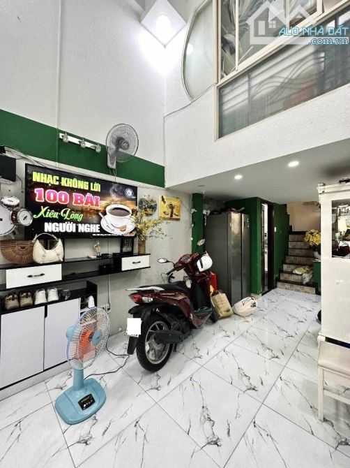 Bán nhà Ngô Tất Tố Bình Thạnh, giáp Q.1, 4 tầng, sổ đẹp, tài lộc, chỉ 6.x tỷ