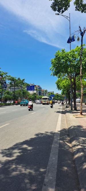 💥NGÔ GIA TỰ LONG BIÊN- PHỐ VIP -KINH DOANH-VỈA HÈ RỘNG -DT LỚN-GIÁ 31 TỶ  👉