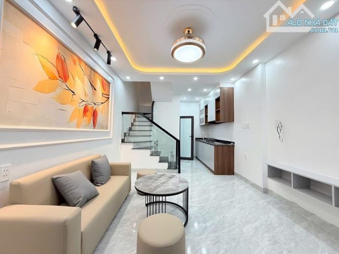 1,789 tỷ.Trần Nguyên Hãn, Lê Chân, 23m2, nhà 3 tầng ở ngay