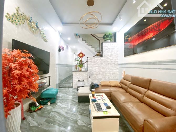 ĐỊNH CƯ BÁN GẤP - NGAY LÃ XUÂN OAI, LÊ VĂN VIỆT - Ô TÔ TRÁNH - 2 TẦNG 90M2 - NHỈNH 8 TY