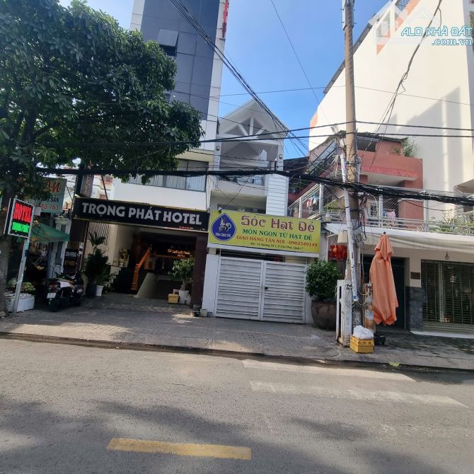 nhà 4x17m 3 lầu đường 1 phường Tân Phú Q7. khu vực chợ Tân Mỹ