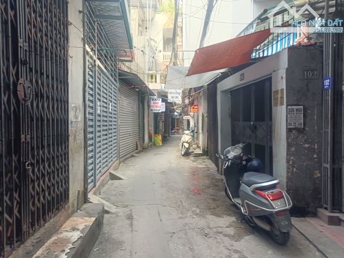 Hào Nam Đống Đa cách 1 nhà ra mặt ngõ, căn góc, đầu tư 70m chỉ 11.5 tỷ