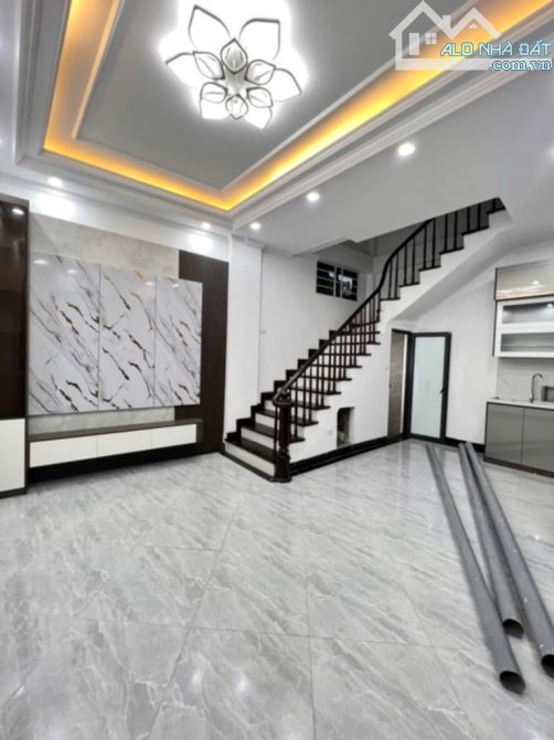 BÁN NHÀ ĐẠI TỪ 5 TẦNG 4 PHÒNG MT 6M NGÕ NÔNG 6.6 TỶ