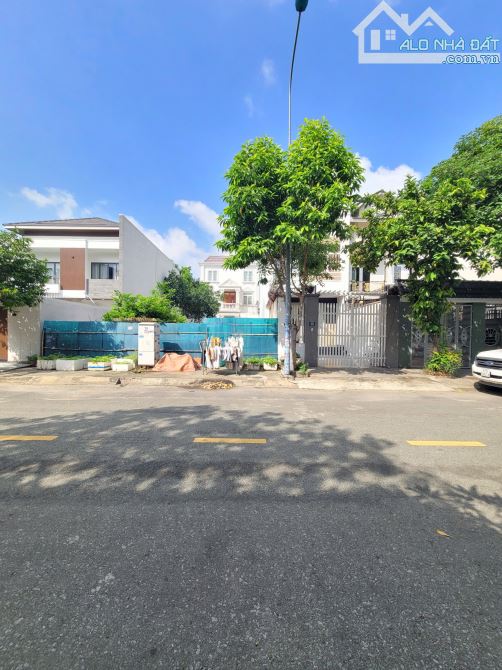 đất 120m2 7ty8 TL trung tâm hành chính Dĩ An p.Dĩ An  Tp.Dĩ An