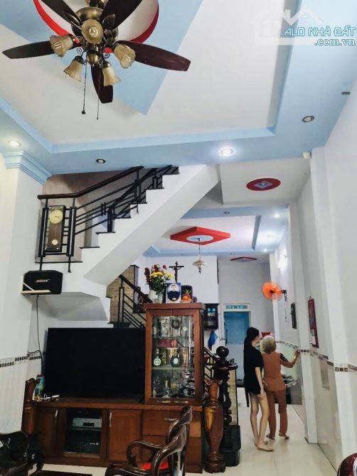 Chỉ 5.3 Tỷ Sở Hữu Ngay Nhà 4 Tầng,60m2,Nhà Đẹp Ở Ngay,Võ Văn Kiệt,P.An Lạc(BT102)