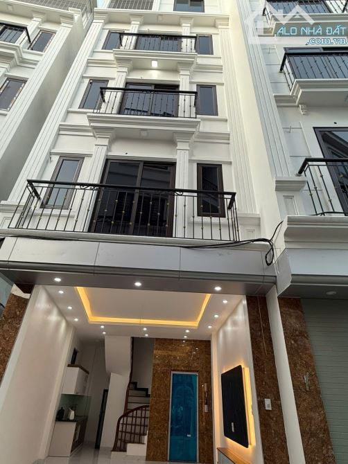 Bán lô góc số 4 ngõ 91 Hoàng Liên, Bắc TL. Dt 35m2x 5Tầng, ngõ thông. Giá 5.79 tỷ