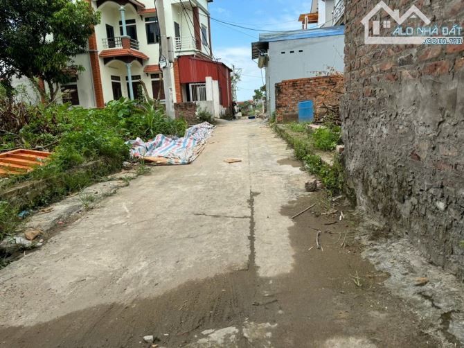 BÁN LÔ ĐẤT VỊ TRÍ ĐẸP – GẦN KHU ĐÔ THỊ, KHU CÔNG NGHIỆP – TỔ 9, THỊ TRẤN QUANG MINH, MÊ LI
