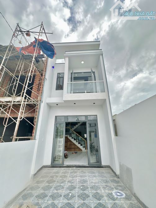 Bán Gấp Nhà 1 Trệt 1 Lầu Mặt tiền kinh doanh ngay cuối Đồng Khởi, TT 500tr Nhận Nhà Ở Ngay