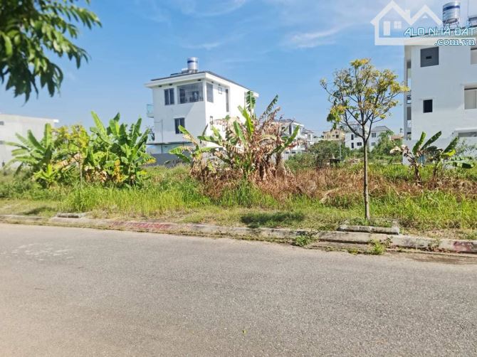 180m2 ngang 9m tại Anh Dũng,Dương Kinh ngay vòng xuyến cầu rào 1,2 ,sổ đỏ,xây dựng tự do.
