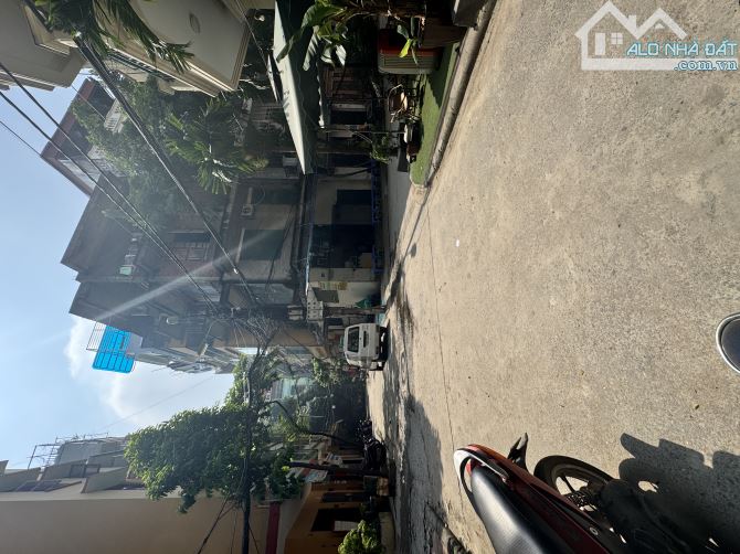 BÁN NHÀ NGUYỄN KHẢ TRẠC CẦU GIẤY VỈA HÈ Ô TÔ TRÁNH LÔ GÓC 50M2 4T GIÁ 19.9 TỶ