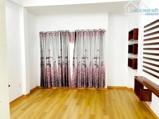 🔥BÁN NHÀ MẶT TIỀN- CÁCH BIỂN NGUYỄN TẤT THÀNH 100M- 80M2- CHỈ 3 TỶ X
