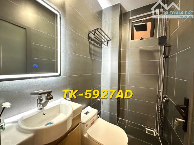 MỚI - QUẬN 3 - HXH TRƯỜNG SA - 29/36M2 - 5 TẦNG - SÂN THƯỢNG - AO CÁ - NHỈNH_8_TỶ