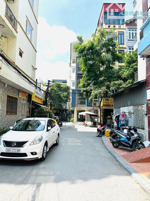 BÁN NHÀ MẶT PHỐ NGUYỄN KHẢ TRẠC, CẦU GIẤY, GIÁ NHỈNH 22 TỶ, DT60M, 5 TẦNG, MT 4.4M.