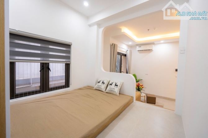 Bán CHDV 70m 7 tầng mt 15m ngõ ô tô, kinh doanh tại Cầu giấy