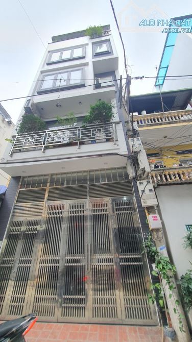 PHÚC ĐỒNG,LONG BIÊN 19tỷ 85m MẶT TIỀN 5.5, SẴN 5 TẦNG Ô TÔ GARA