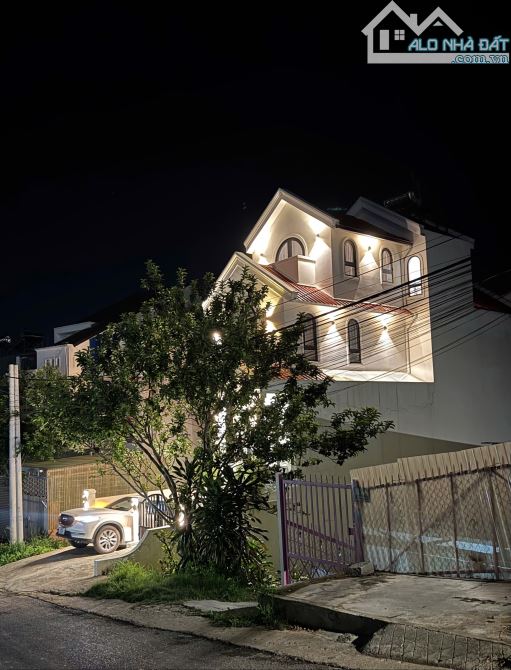 BÁN BIỆT THỰ MINI ĐÀ LẠT TRUNG TÂM TIỆN KINH DOANH NGHỈ DƯỠNG