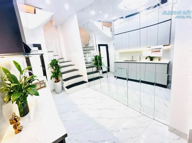 💥 BÁN NHÀ PHỐ KIM HOA 15M2– PHÂN KHÚC NHỎ – LÔ GÓC 2 THOÁNG – CÁCH PHỐ CHỈ 29.9m– GIÁ 2.8