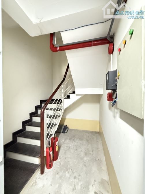 TOÀ CHDV NGAY CẦU THAM LƯƠNG, TÂN HƯNG THUẬN, Q12, DÒNG TIỀN 70tr/ tháng - 10