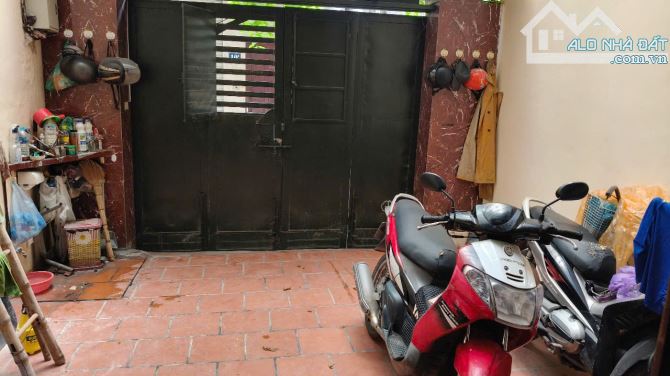 CHO THUÊ NHÀ 5 TẦNG FULL ĐỒ – NGÕ 28 TỨ LIÊN – 70M² – 4PN – CHỈ 18 TRIỆU - 10