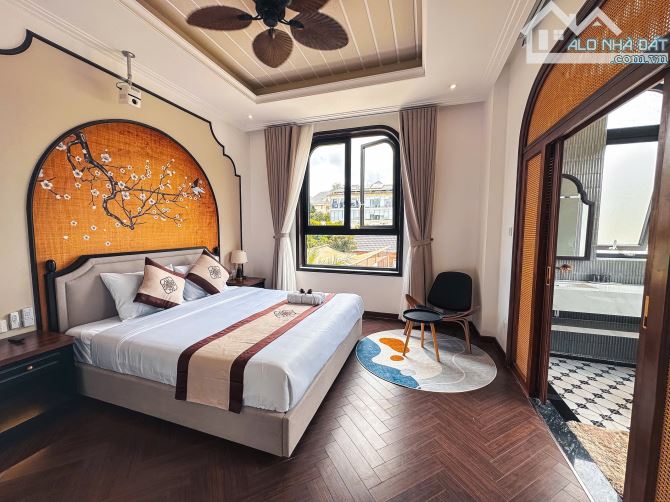 Biệt thự Đà Lạt 255m2 Đã Hoàn Công, 23,5 tỷ, 6PN, Phong cách inochi, cách chợ 2km - 10
