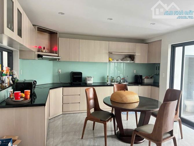 MẶT TIỀN RÊ NGANG GIÁ KIỆT - BÁN CĂN BIỆT THỰ BIỂN MỸ KHÊ TÂM HUYẾT 160M2 NGANG 10M - 10