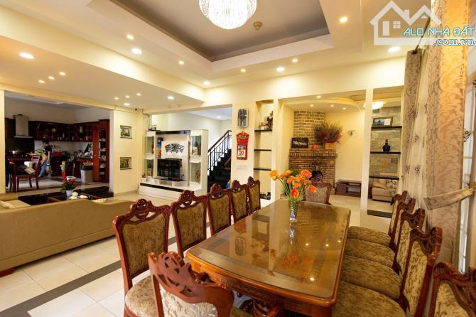 Biệt thự sân vườn Đà Lạt 435m2, 22 tỷ, Triệu Việt Vương, 11PN, cách chợ Đà Lạt 1km - 11