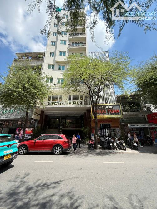 Siêu Phẩm khan hiếm -MT Tôn Thất Tùng Q1- 4*20m-4Tầng - Giá 46 Tỷ TL - 1
