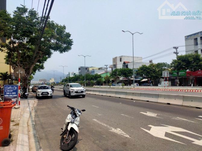 Bán 121m2 đất mặt tiền đường Ngô Quyền, Sơn Trà, Đà Nẵng - 1