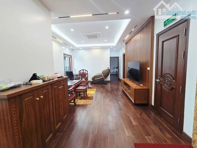 CỰC PHẨM NAM TỪ LIÊM-MẶT PHỐ ĐẸP- DIỆN TÍCH RỘNG-KINH DOANH ĐỈNH