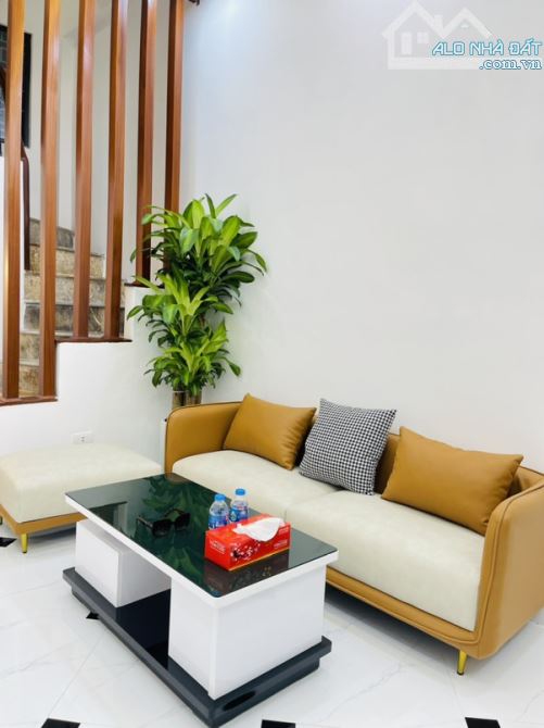 Bán nhà phố trương định 23m2 5 tầng rất mới - giá 5.5 tỷ - 1