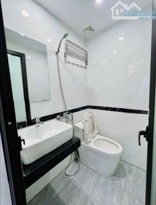 Bán nhà dòng tiền Phương Canh, Nam Từ Liêm, 39m2, 5 tầng, mặt tiền 4.2m, giá 7.8 tỷ - 1