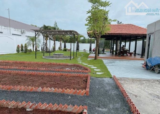 Cần bán nhà vườn ở mặt tiền đường Bê tông 6m 1/ Tỉnh Lộ 8 xã Tân An Hội 20x46 có 300m thổ - 1