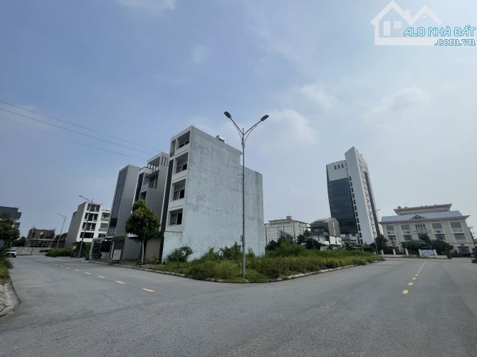 Lô góc TĐC Phúc Lộc tuyến 3 Lê Hồng Phong - 105m2 ngang 5.5m - Đường 25m - 1
