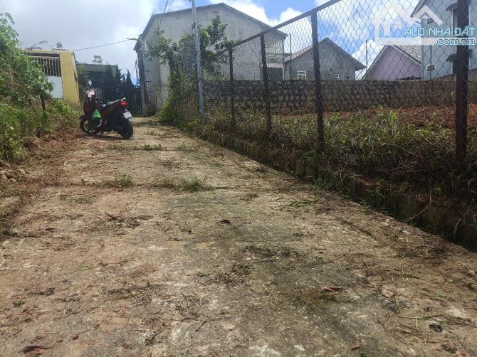 Bán 2 lô Đất Biệt thự Măng Linh - P7. Gía 4,5 tỷ -  204m2 - 1
